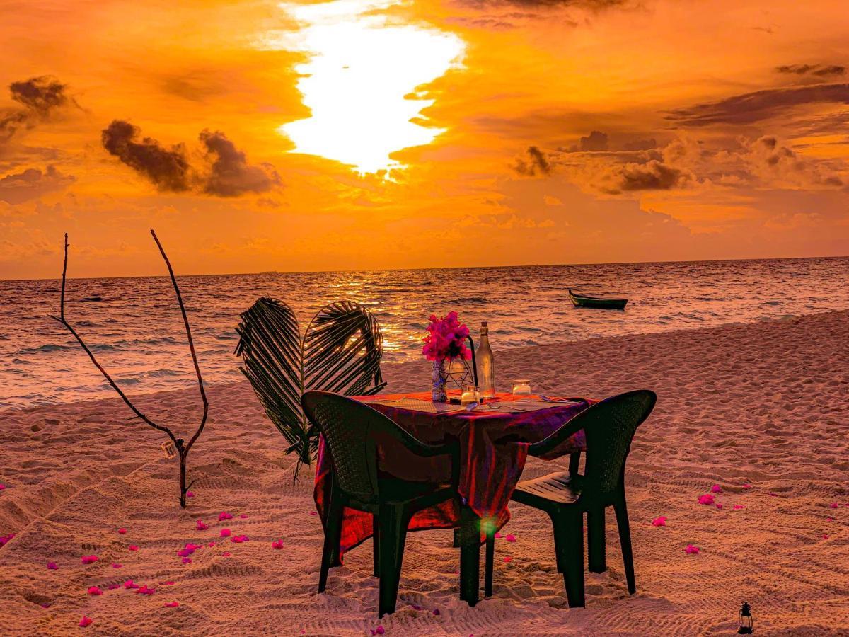 Ukulhas Villa Beach Hotel Eksteriør bilde