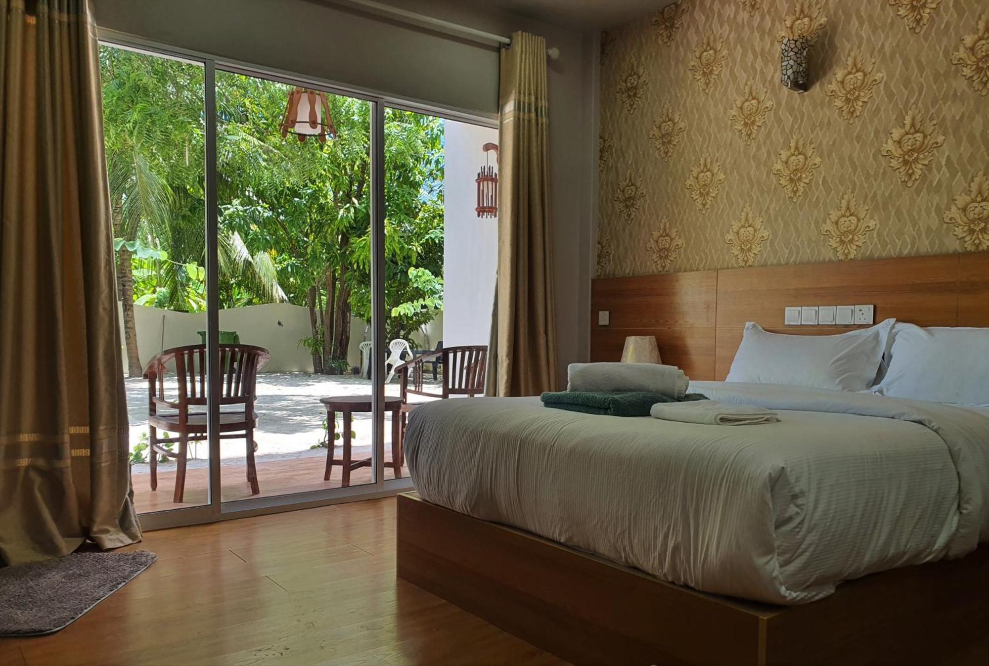 Ukulhas Villa Beach Hotel Eksteriør bilde